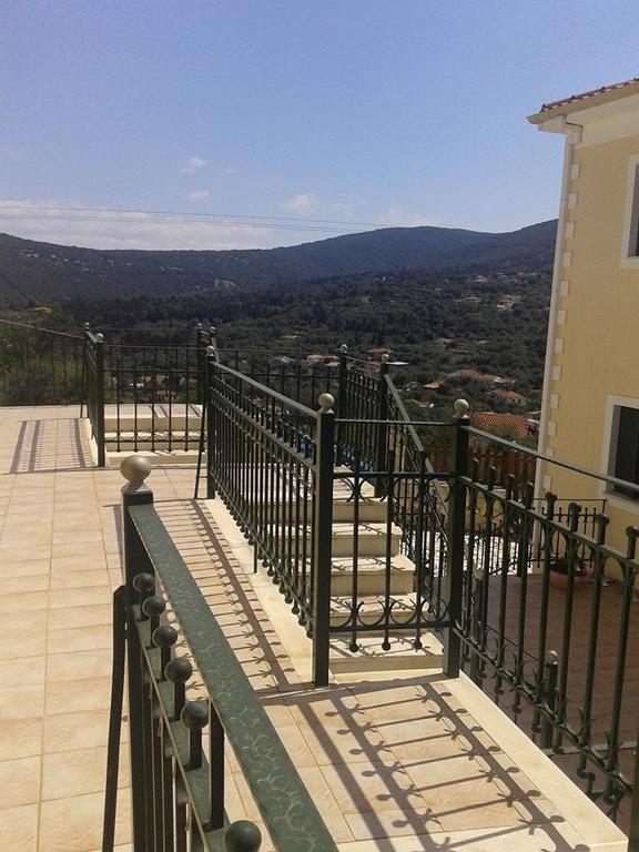 Iriana Village Inn Stavros  Extérieur photo